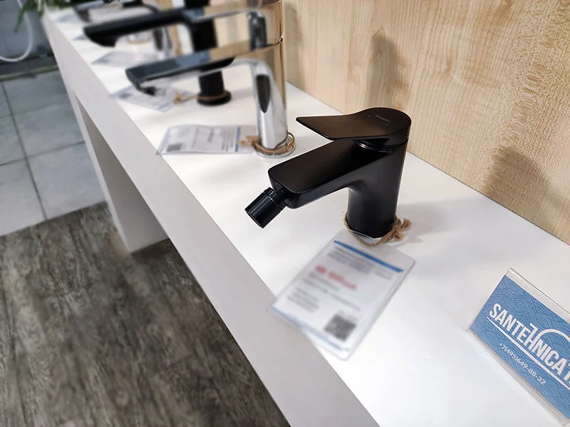 Смеситель для биде Hansgrohe Vivenis черный матовый, черные - фото 4