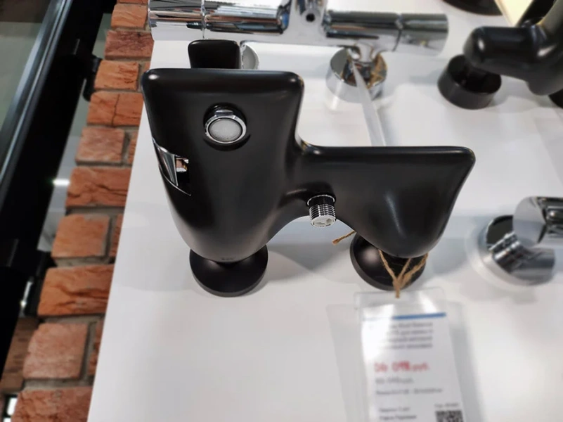 Смеситель для ванны Kludi Balance черный матовый/хром, настенные - фото 5