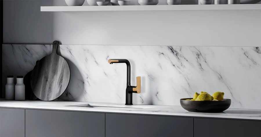 Смеситель для кухни Lemark Ursus черный/золото - фото 3