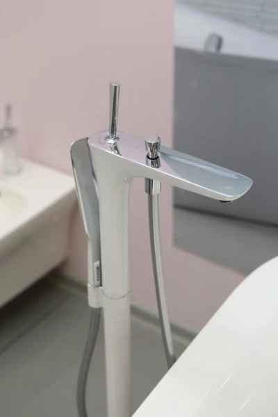 Смеситель для ванны напольный Hansgrohe PuraVida 15473 - фото 4