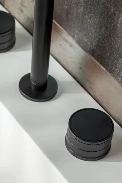 Смеситель для раковины Boheme Prestige черный матовый, с длинным изливом - фото 7