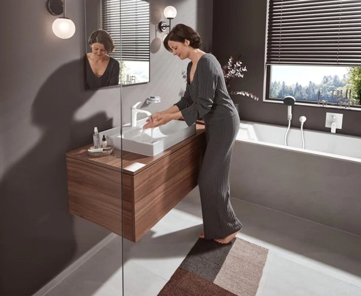Смеситель для раковины Hansgrohe Vivenis белый матовый, на раковину - фото 6