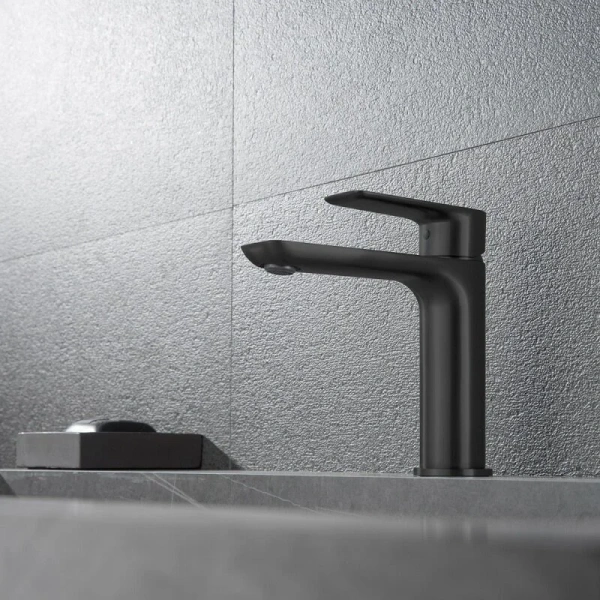 Смеситель для раковины Black&White Universe черный матовый, с 1 монтажным отверстием - фото 8