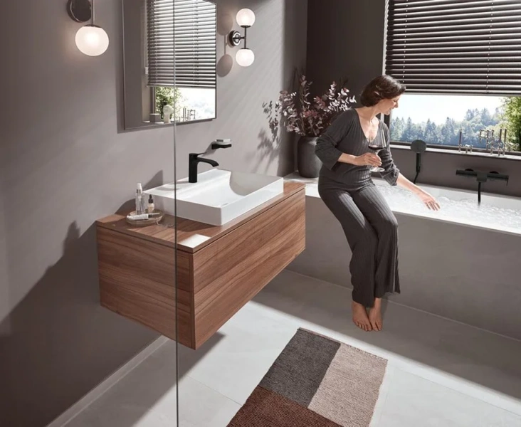 Смеситель для ванны Hansgrohe Vivenis матовый черный, в наличии - фото 8