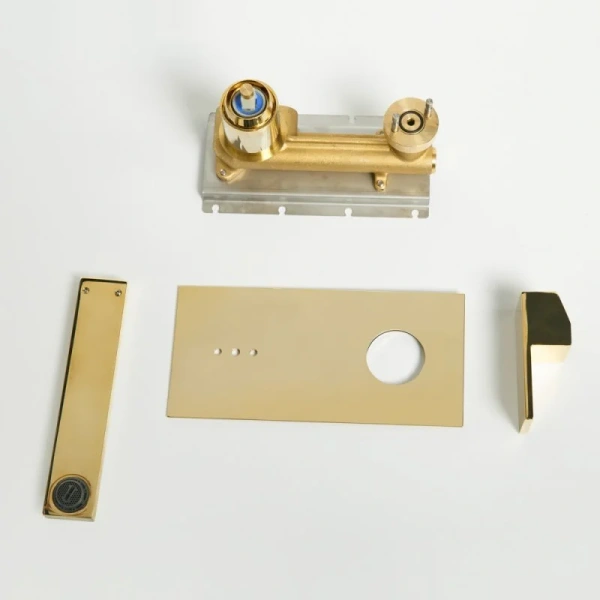 Смеситель для раковины Cezares Unika золото, прямоугольная форма - фото 5