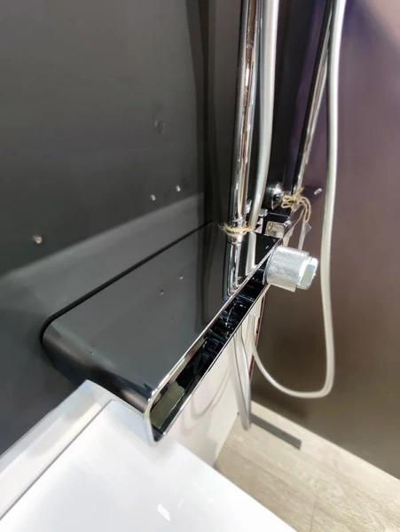 Душевая стойка Am.Pm X-Joy F0785A6 с полкой, в наличии - фото 9