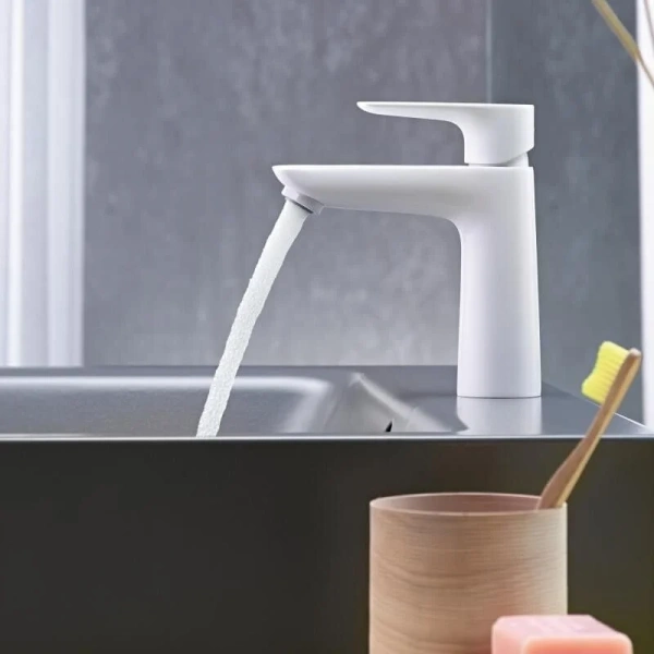 Смеситель для раковины Hansgrohe Talis E белый матовый - фото 3