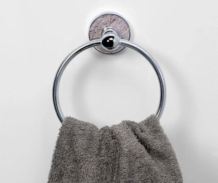 Полотенцедержатель WasserKRAFT Nau хром/травертин - фото 3