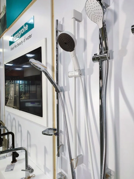 Душевой гарнитур Hansgrohe Pulsify 24170 со штангой, хром, белые, черные index_1 - фото 8