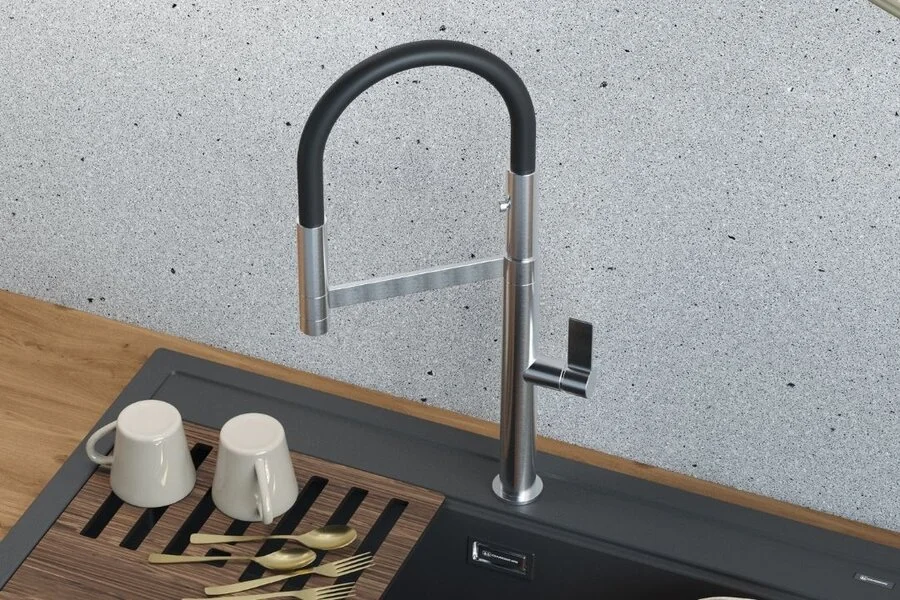 Смеситель для кухни Omoikiri Osaka BN-BL нержавеющая сталь/черный, матовый хром, комбинированные - фото 4