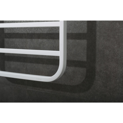 Полотенцесушитель электрический Black&White Moon 40x101 см белый матовый, из нержавеющей стали, с полкой, неповоротные - фото 6