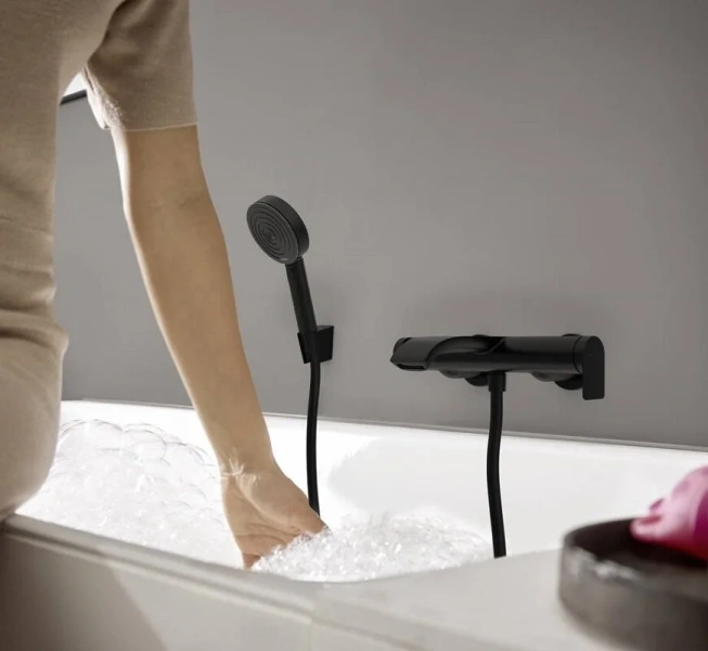 Смеситель для ванны Hansgrohe Vivenis матовый черный, современные, hi-tech - фото 3