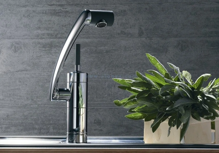 Смеситель для кухни Damixa Arc с поворотным изливом хром, с 1 монтажным отверстием - фото 9