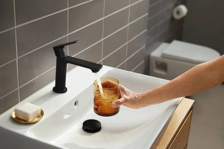 Смеситель для раковины Hansgrohe Rebris черный матовый, на раковину - фото 5