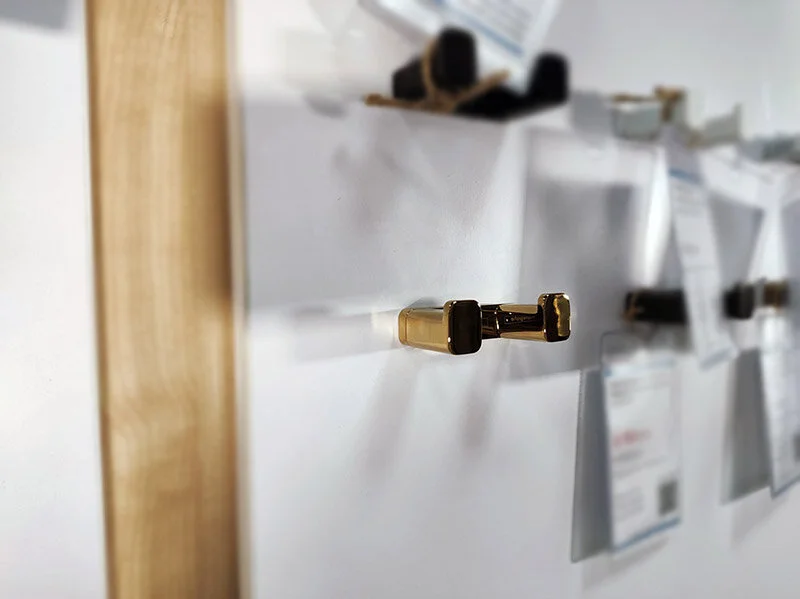 Крючок для ванной Hansgrohe AddStoris полированное золото index_1 - фото 7