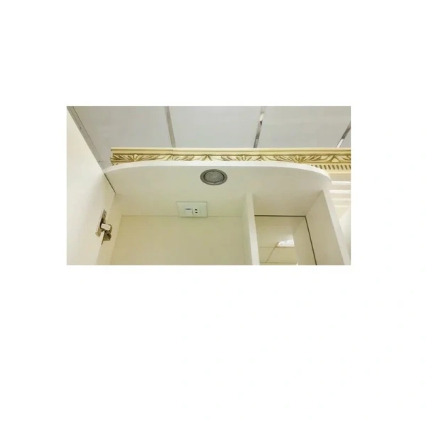 Зеркальный шкаф, зеркало справа, полочки слева, цвет белый, Misty Венера index_1 - фото 4