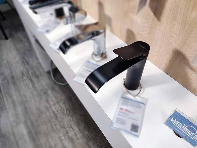 Смеситель для раковины Hansgrohe Vivenis черный матовый index_1 - фото 10