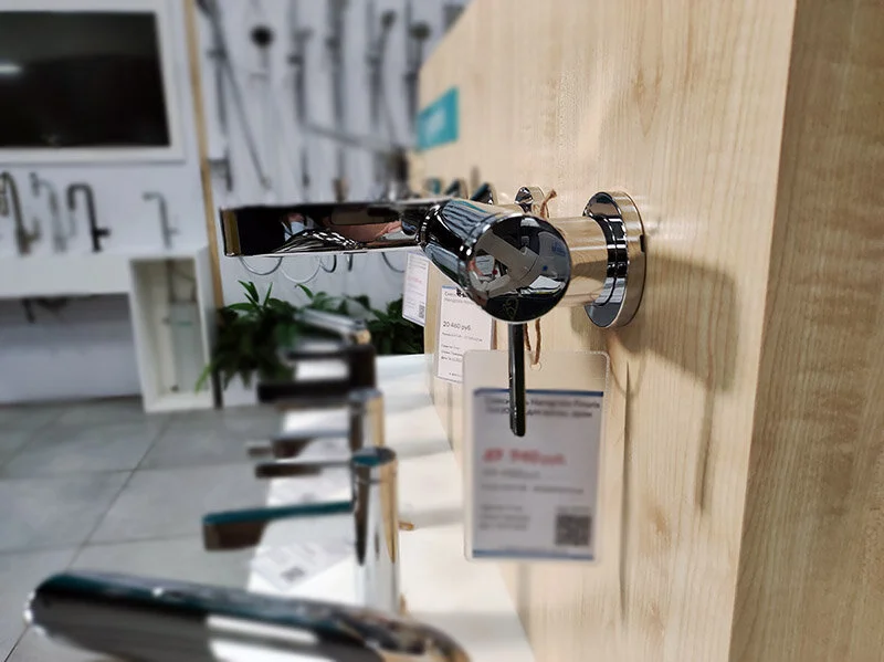 Смеситель для ванны Hansgrohe Finoris настенный - фото 3