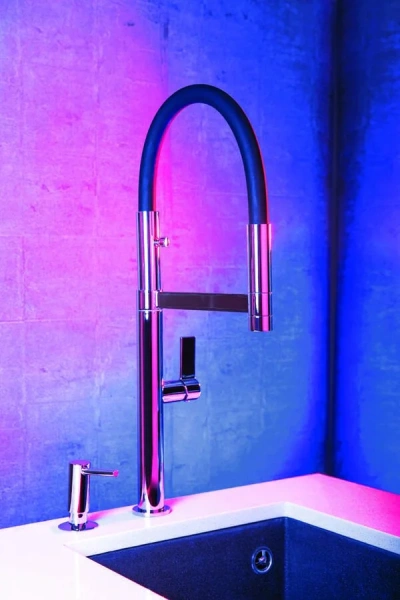 Смеситель для кухни Omoikiri Osaka-C-WH хром/белый, высокие - фото 5