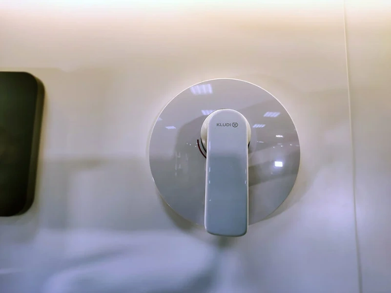 Смеситель для душа Kludi Balance белый/хром, современные, hi-tech - фото 3