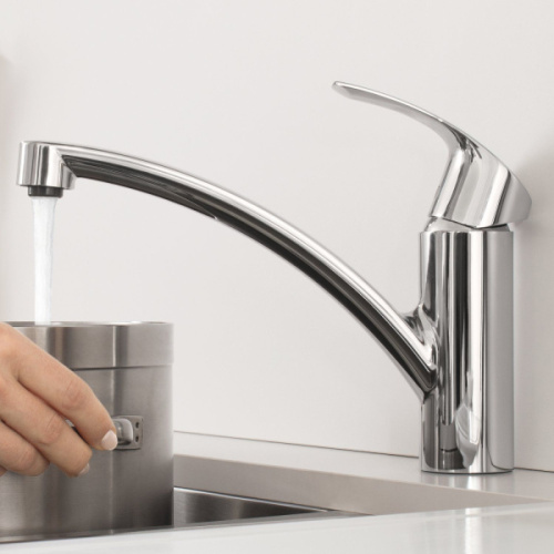 Смеситель для кухни с ограничением расхода воды Grohe Eurosmart - фото 4