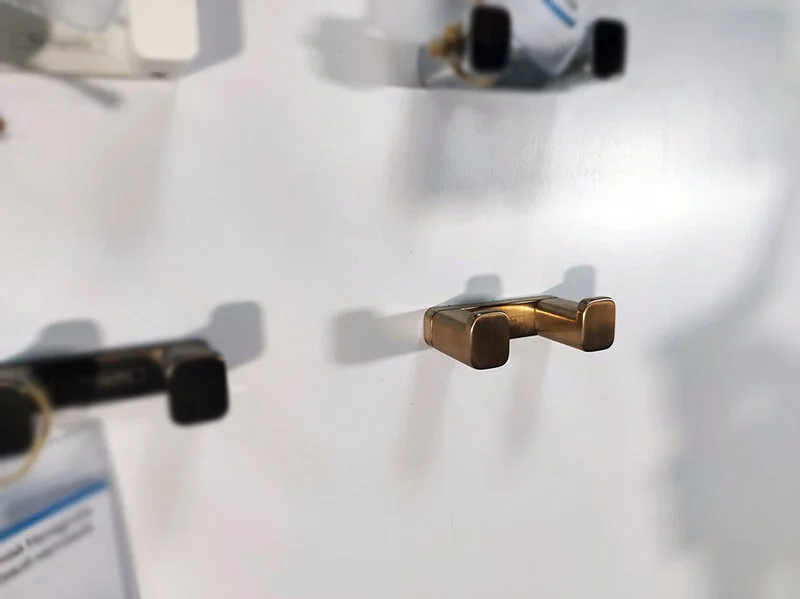 Крючок для ванной Hansgrohe AddStoris шлифованная бронза, настенные - фото 5