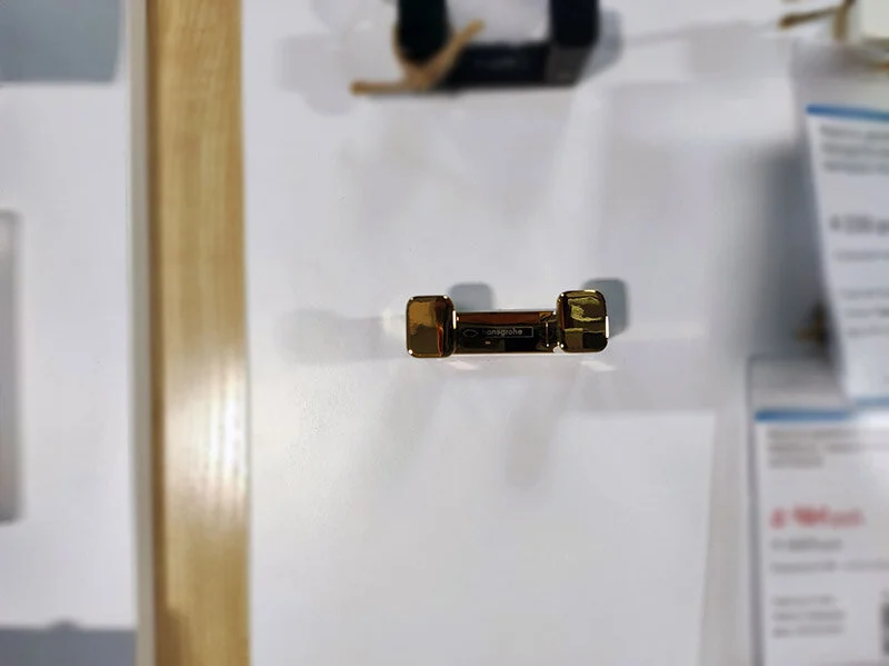 Крючок для ванной Hansgrohe AddStoris полированное золото, в наличии - фото 6