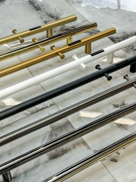 Полотенцесушитель электрический Boheme Uno 12x150 см золото, из нержавеющей стали, без полки, неповоротные, с терморегулятором  - фото 6