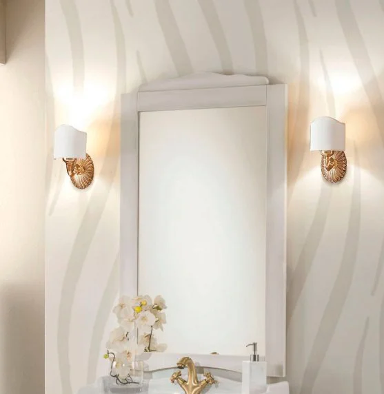 Зеркало Cezares Lorenzo из массива ореха