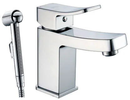 Смеситель с гигиеническим душем WasserKRAFT Aller хром - фото 1