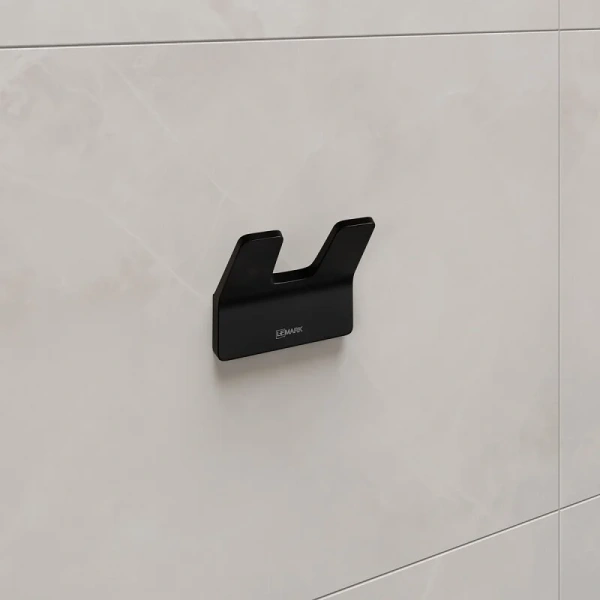 Крючок для ванной Lemark Smooth Line черный матовый - фото 3