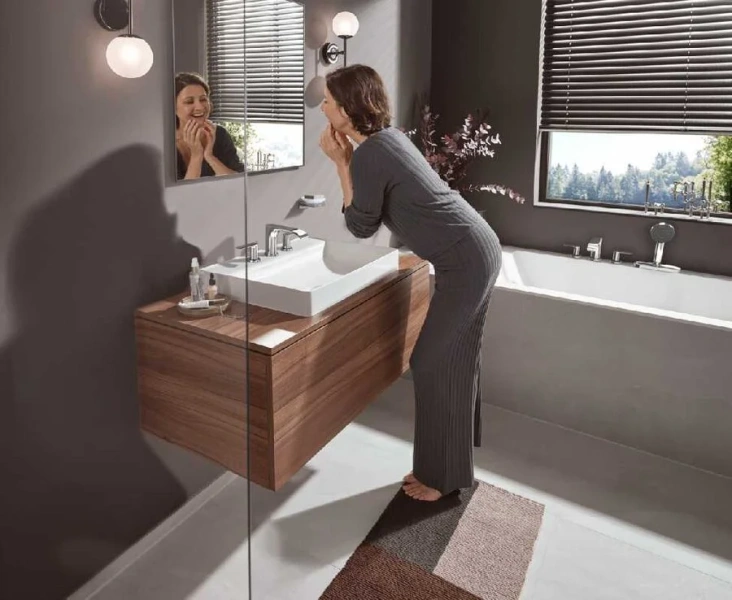 Смеситель для ванны Hansgrohe Vivenis 75444 на борт ванны, на борт ванны - фото 6