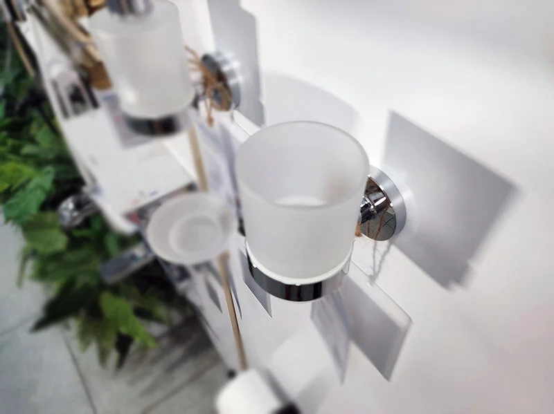 Стакан для ванной Hansgrohe Logis Universal настенный - фото 3