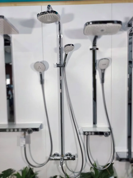 Душевая стойка Hansgrohe Croma Select E белый/хром - фото 4