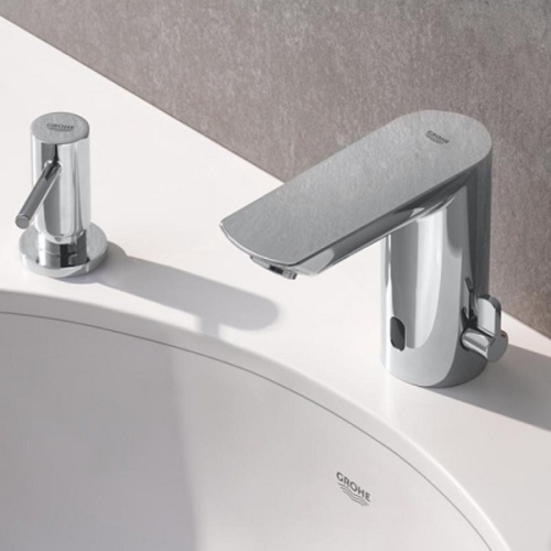Смеситель для раковины Grohe Bau Cosmopolitan сенсорный - фото 2