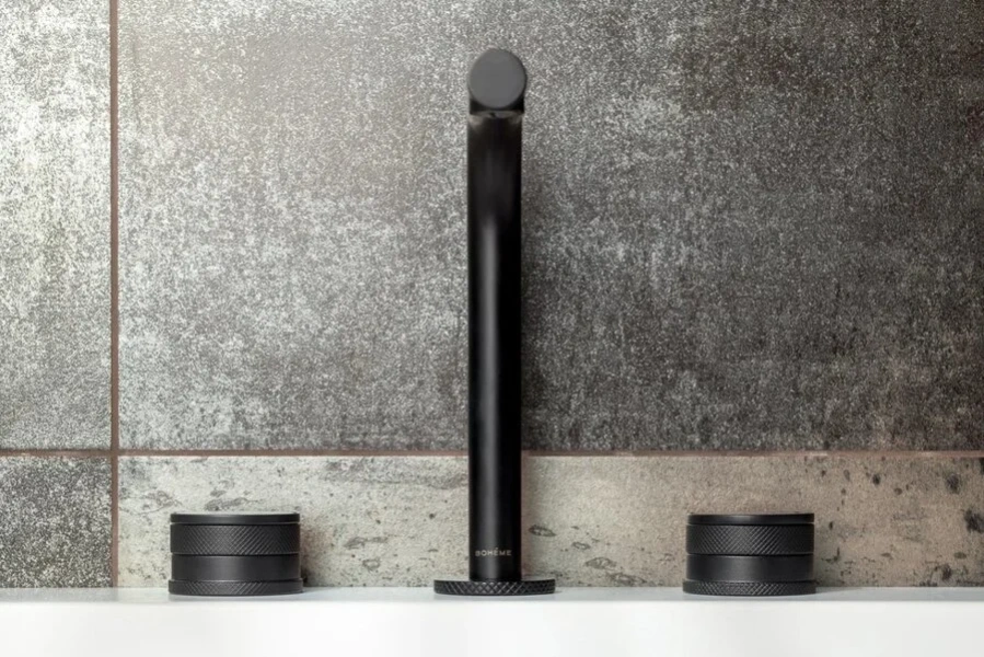 Смеситель для раковины Boheme Prestige черный матовый 152-B-PR (детальная фотография), из латуни, округлая форма