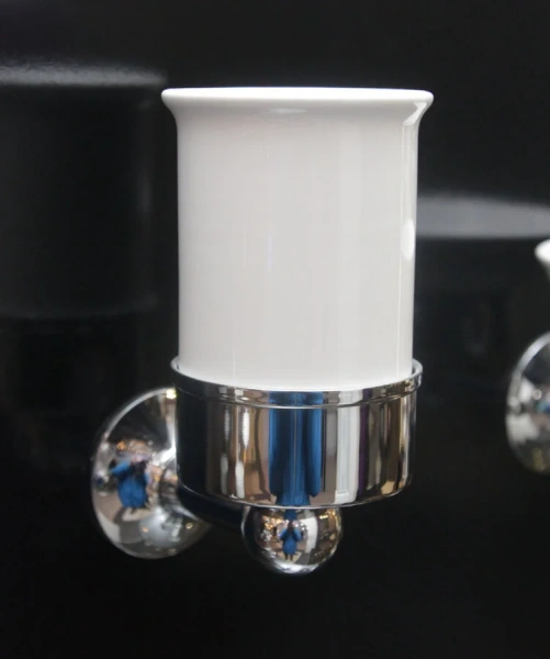 Стакан для ванной Devon&Devon New York NY103 (детальная фотография), металлические, из керамики