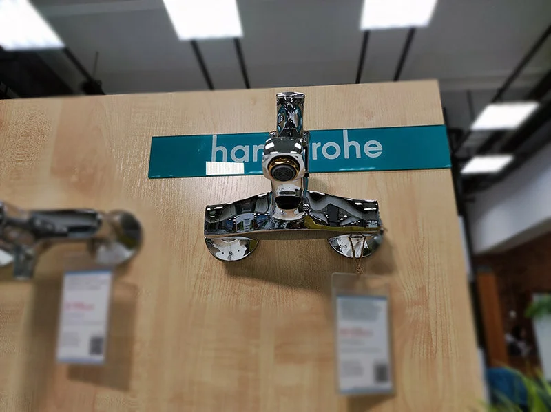 Смеситель для ванны Hansgrohe Metropol Classic хром/золото 31340090 (детальная фотография), с 2 монтажными отверстиями