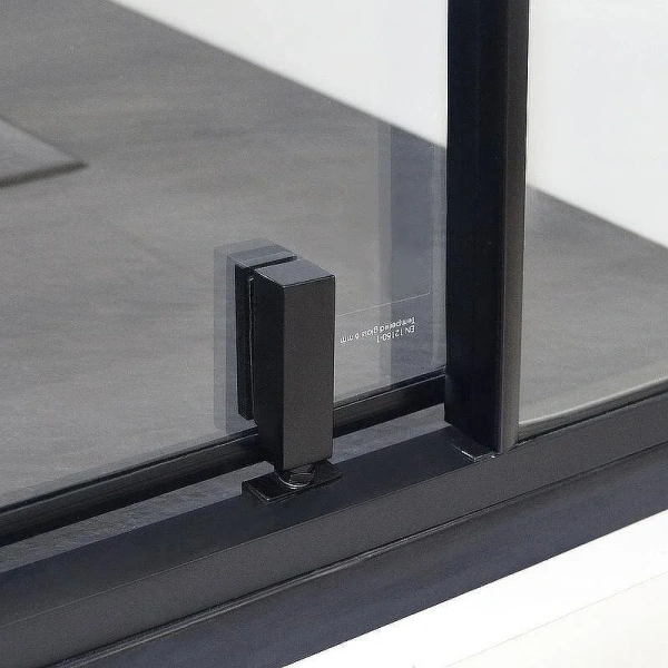 Душевой уголок WasserKRAFT Elbe 120х100 см профиль черный 74P10 (детальная фотография), прозрачные