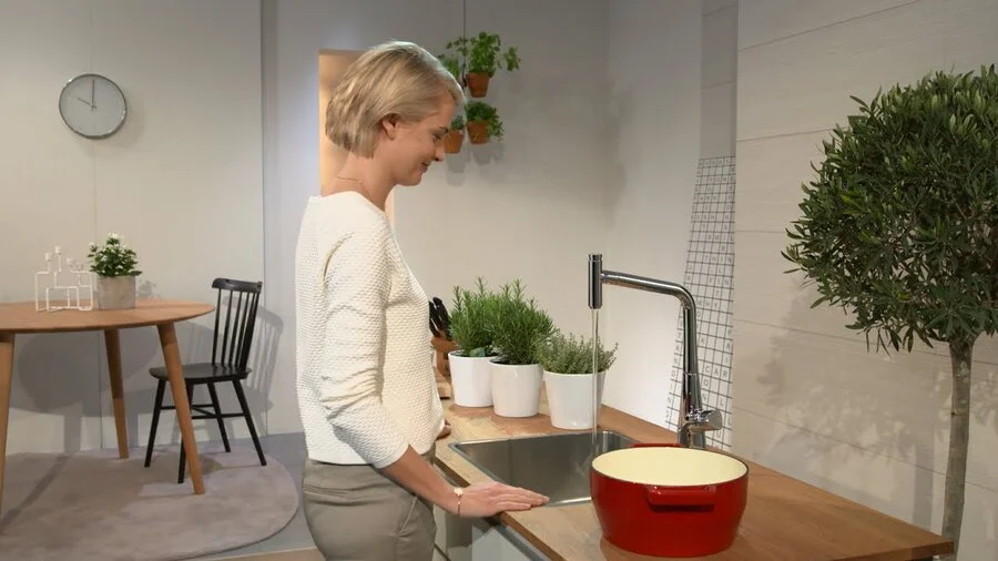 Смеситель для кухни Hansgrohe Metris Select 14884 однорычажный (детальная фотография), хром, другие