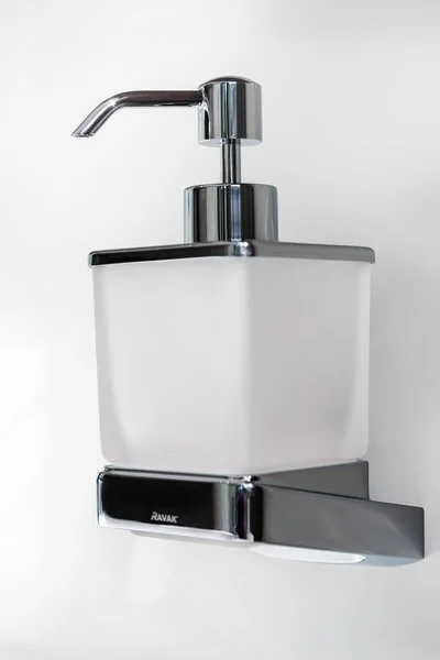 Дозатор для мыла Ravak 10° X07P настенный (детальная фотография), современные, hi-tech