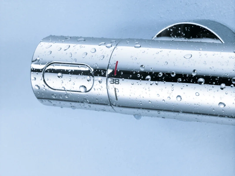 Смеситель для душа термостатический Grohe Grohtherm 3000 Cosmopolitan 34274000 (детальная фотография), с 2 монтажными отверстиями