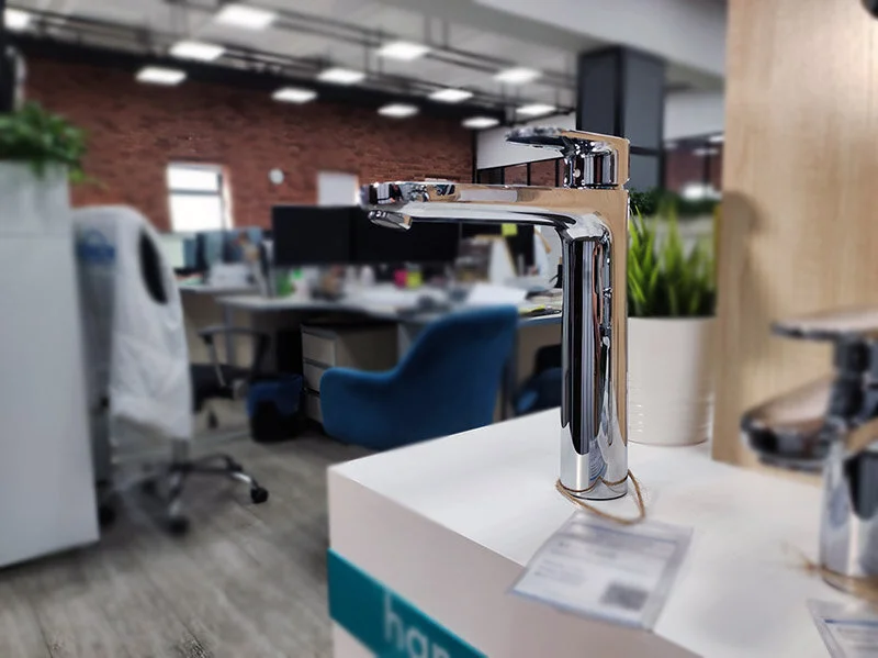Смеситель для раковины Hansgrohe Vernis Blend хром 71552000 (детальная фотография), однорычажные, двухрычажные