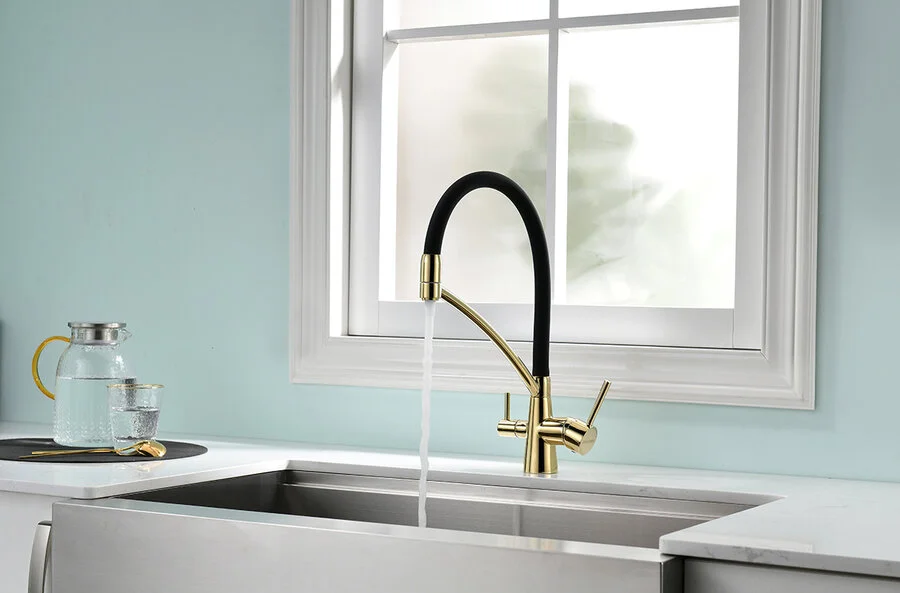 Смеситель для кухни Paulmark Siegen золото с черным Si213111-G (детальная фотография), современные, hi-tech