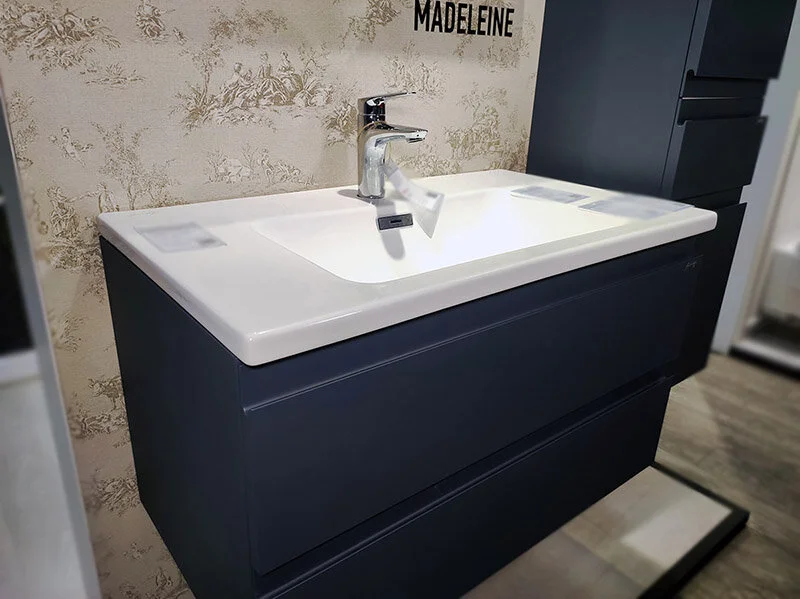 Раковина Jacob Delafon Vox 80 см белая EXAE112-00 (детальная фотография), белые