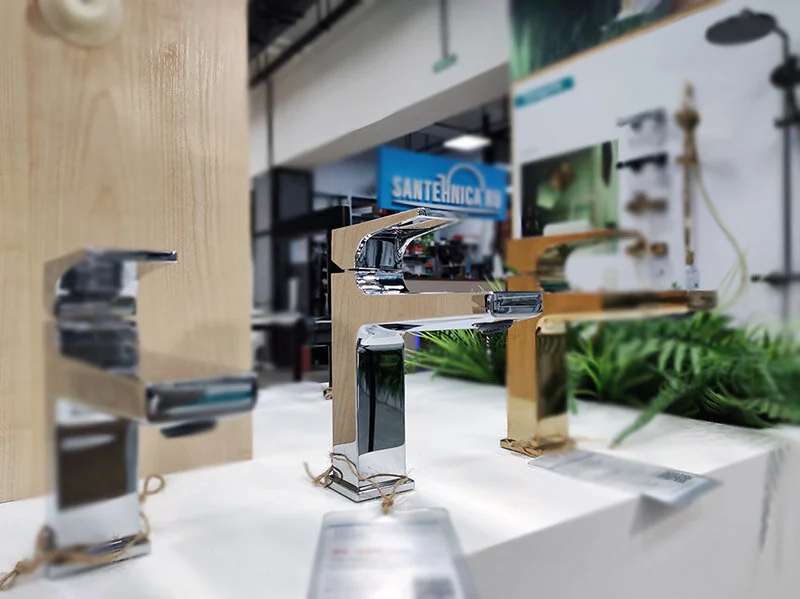 Смеситель для раковины Hansgrohe Metropol однорычажный 74506000 (детальная фотография), однорычажные, двухрычажные