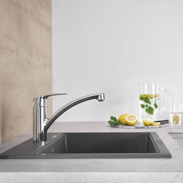 Смеситель для кухни Grohe Eurosmart с поворотным изливом 33281003 (детальная фотография), с поворотным изливом, с длинным изливом