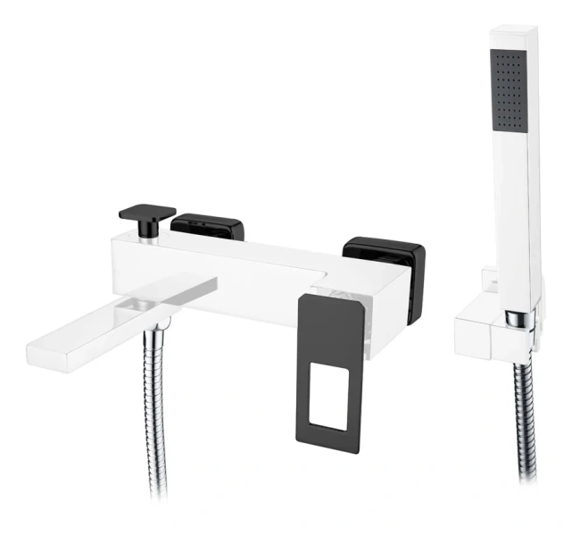 Смеситель для ванны Boheme Q хром/черный 143-CRB (детальная фотография)