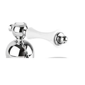 Смеситель для раковины Cezares Margot хром, ручка белая MARGOT-LSM2-01-Bi (детальная фотография), для раковины