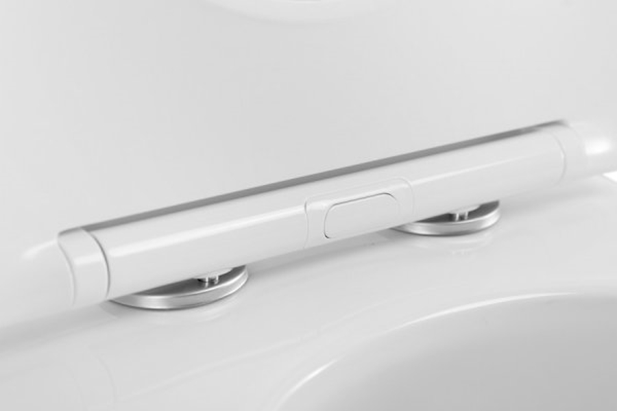 Унитаз напольный BelBagno Sfera-R безободковый BB2141CB-TOR/SC (детальная фотография), с горизонтальным, прямым выпуском, с прямым выпуском